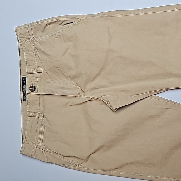American Eagle Slim Straight Chinos Sz 31x32 - Picture 1 of 6